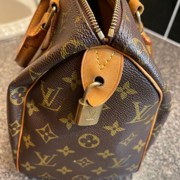 🛑❌SOLD❌🛑LV SPEEDY 25! 👑 - Picture 5 of 15